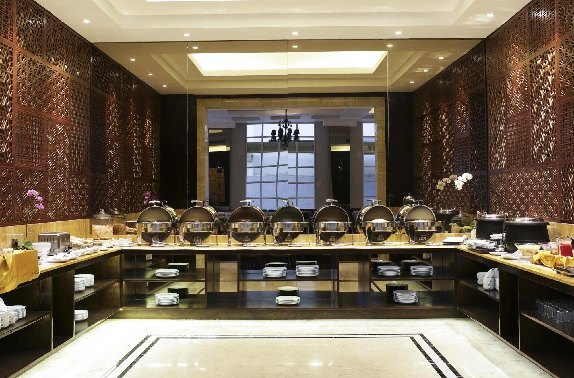Cinnamon Hotel Boutique Syariah Tutugan Buitenkant foto