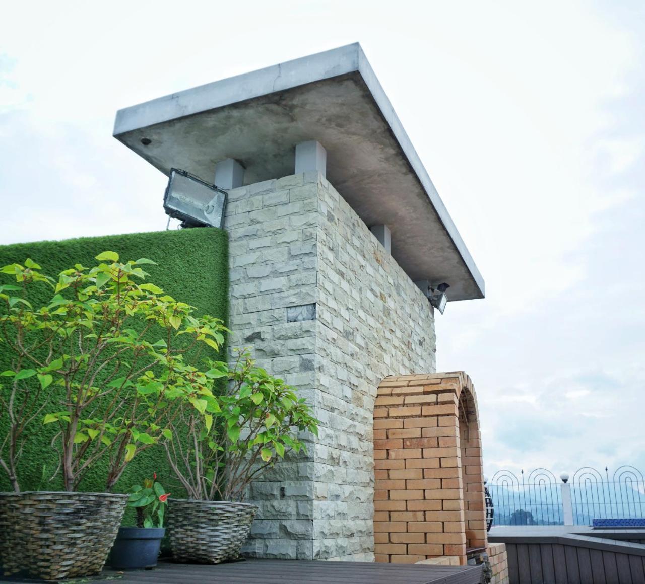Cinnamon Hotel Boutique Syariah Tutugan Buitenkant foto