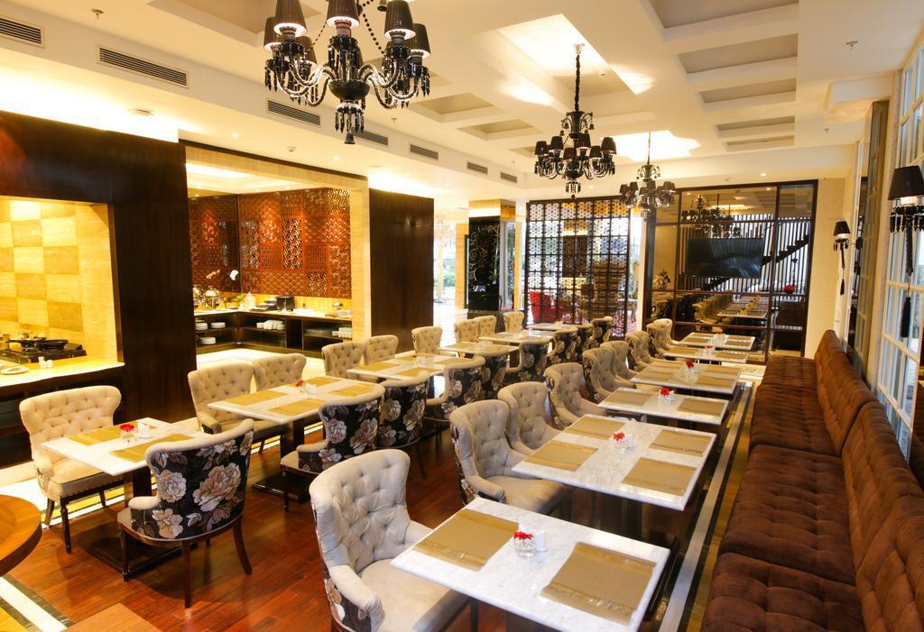 Cinnamon Hotel Boutique Syariah Tutugan Buitenkant foto